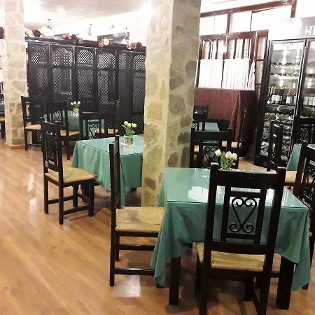 Hostal Hispalis Майрена дел Алкор Екстериор снимка