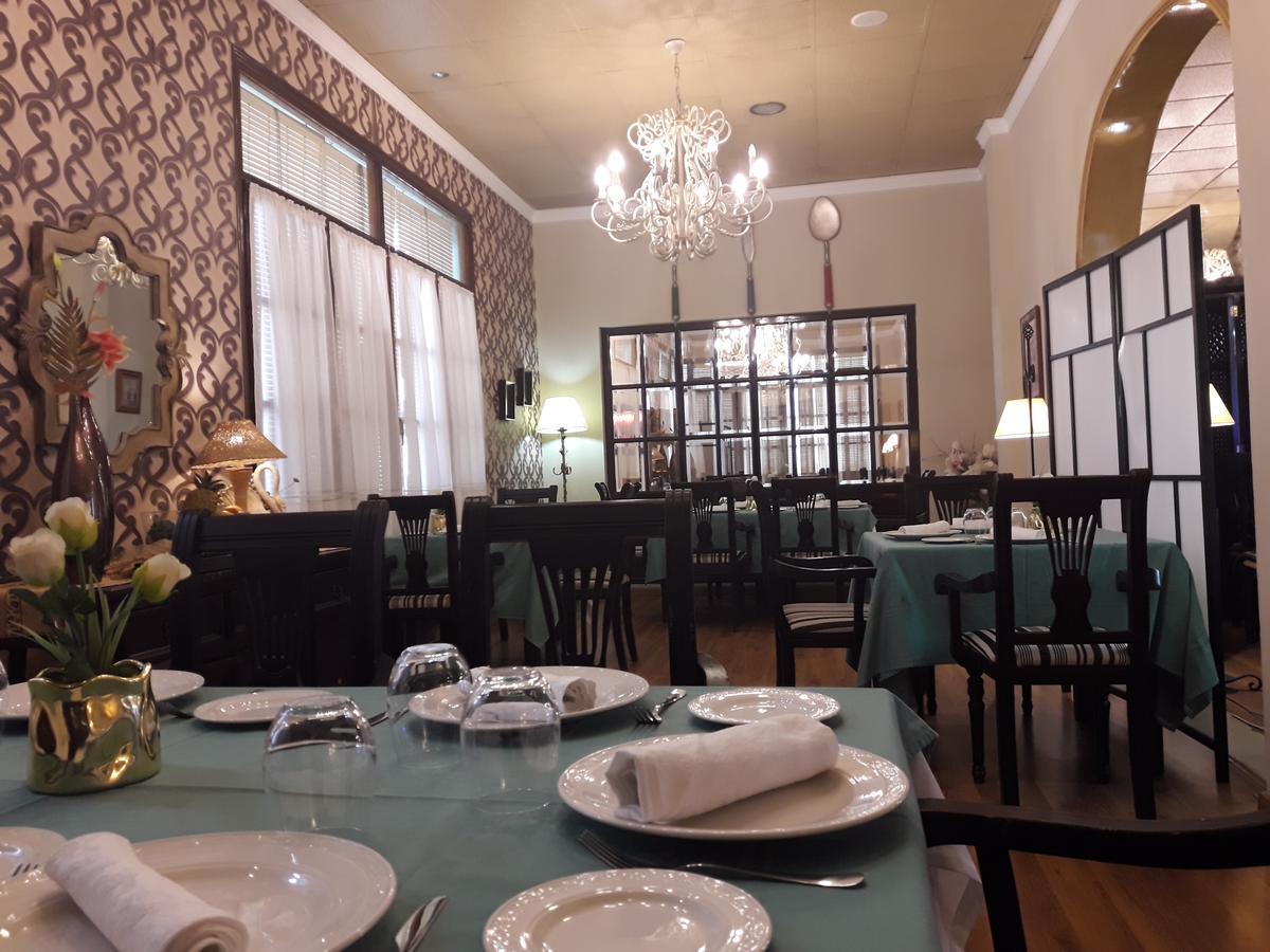 Hostal Hispalis Майрена дел Алкор Екстериор снимка